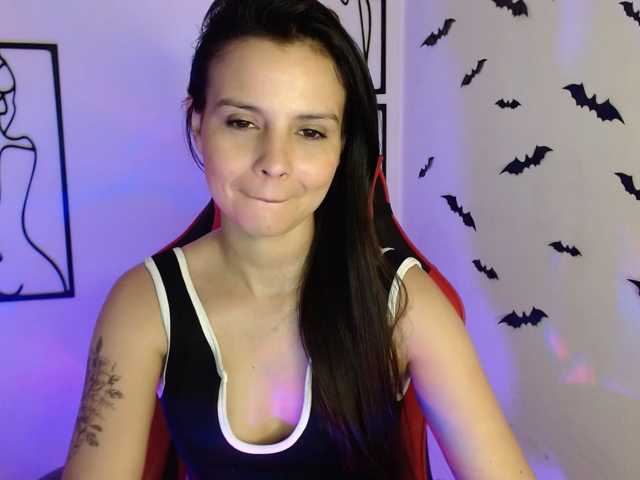 MiaRobinn