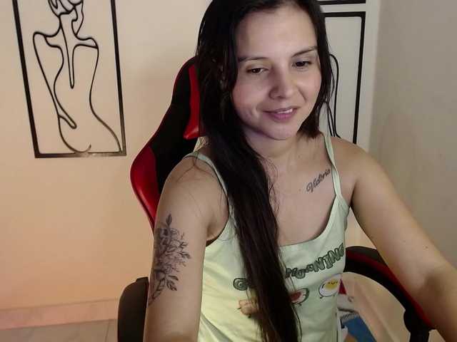 MiaRobinn live cam on BongaCams