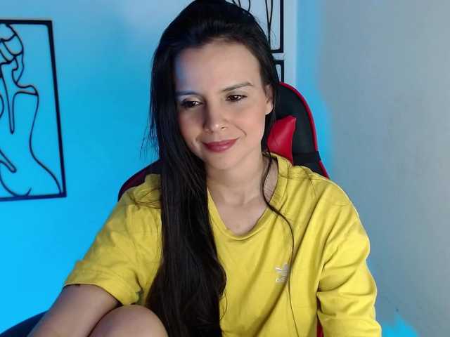 MiaRobinn