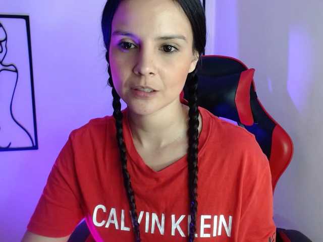 MiaRobinn