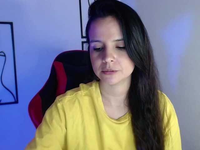 MiaRobinn