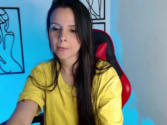 MiaRobinn