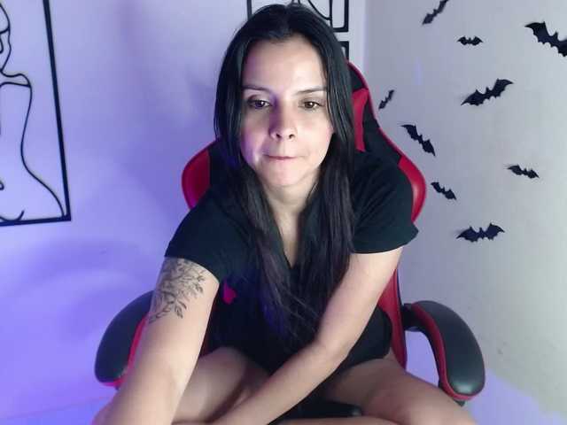 MiaRobinn
