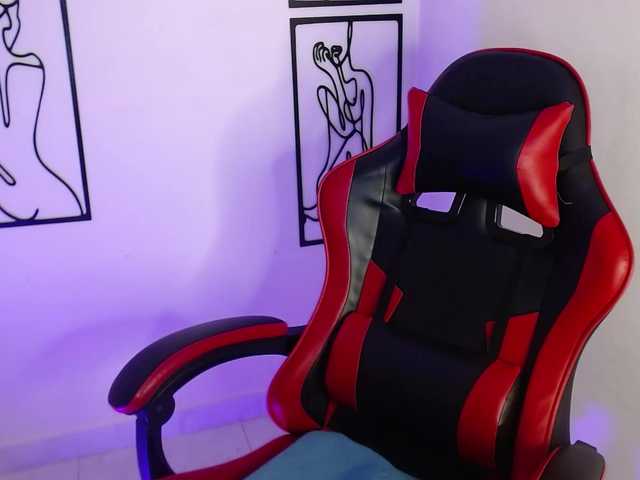 MiaRobinn