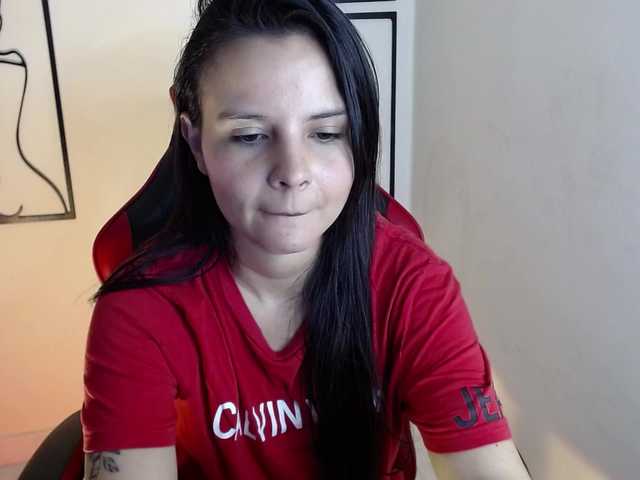 MiaRobinn live cam on BongaCams
