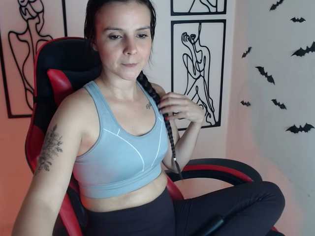 MiaRobinn