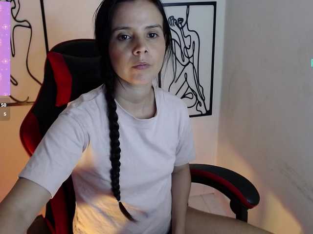 MiaRobinn live cam on BongaCams