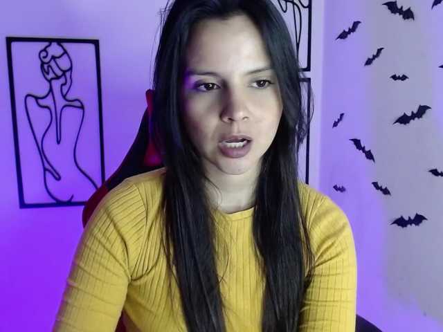 MiaRobinn
