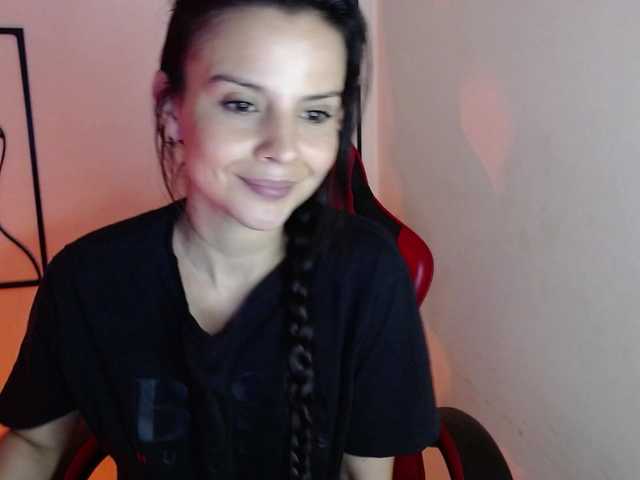 MiaRobinn