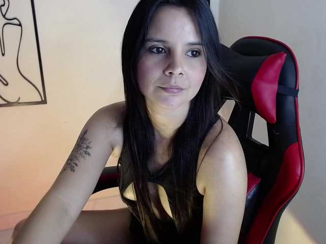MiaRobinn