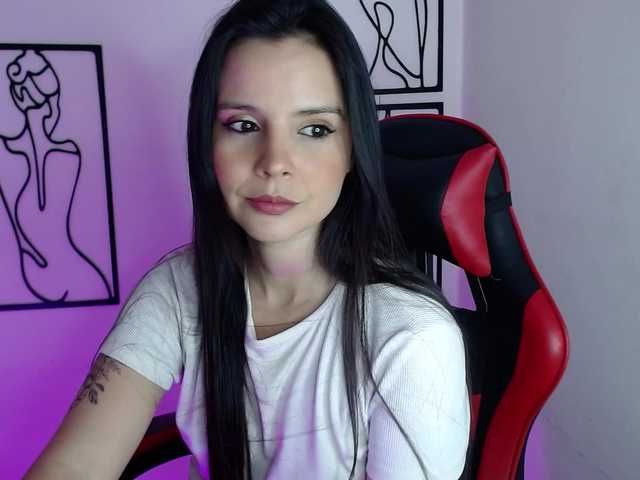 MiaRobinn
