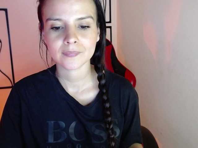 MiaRobinn
