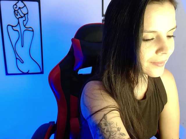 MiaRobinn