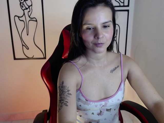 MiaRobinn live cam on BongaCams