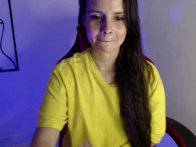 MiaRobinn