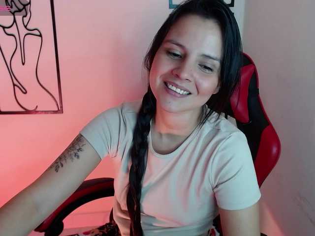 MiaRobinn live cam on BongaCams