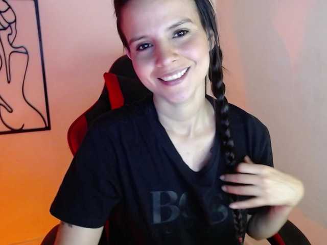 MiaRobinn