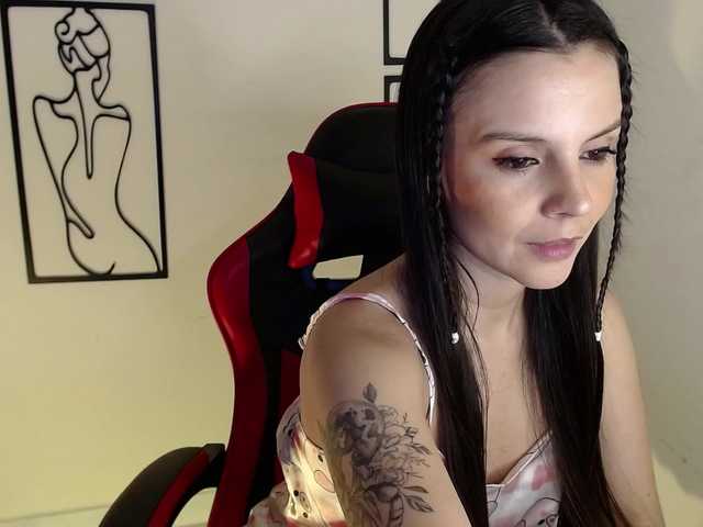 MiaRobinn