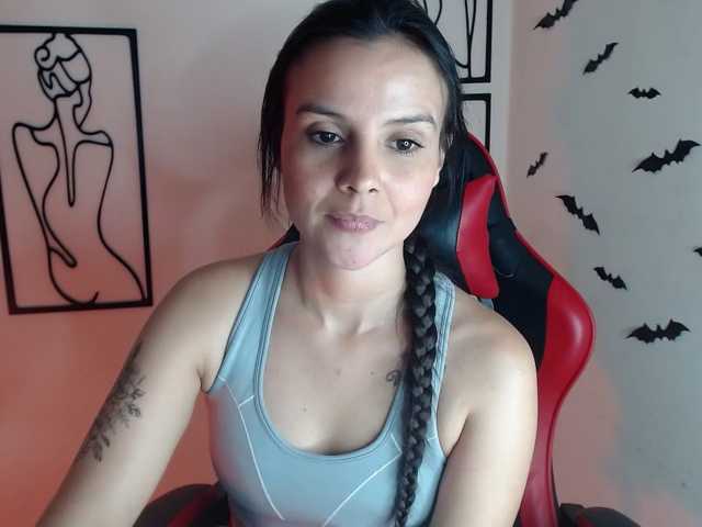 MiaRobinn