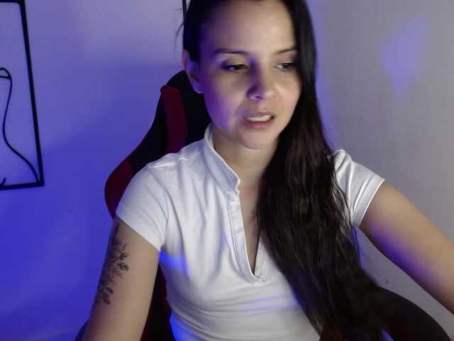 MiaRobinn