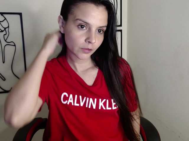 MiaRobinn