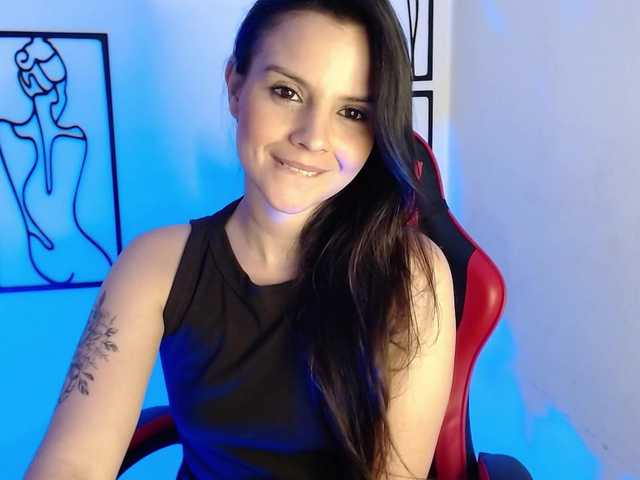MiaRobinn