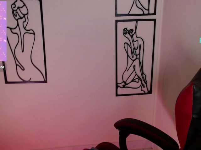 MiaRobinn live webcam show