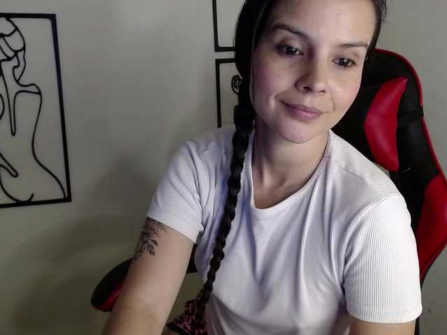 MiaRobinn