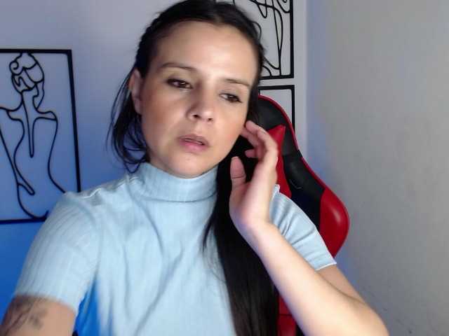 MiaRobinn