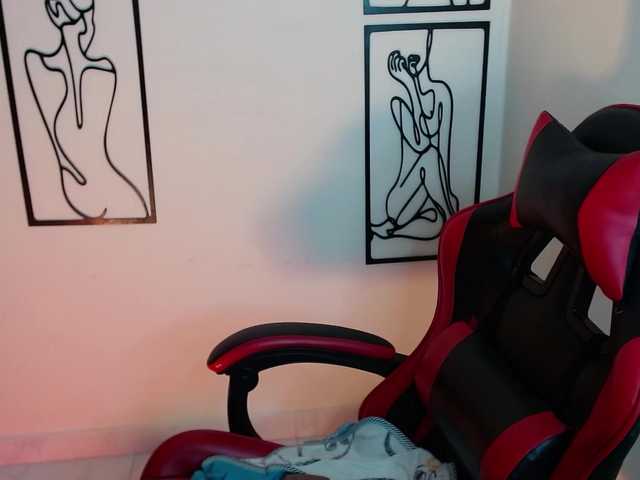 MiaRobinn