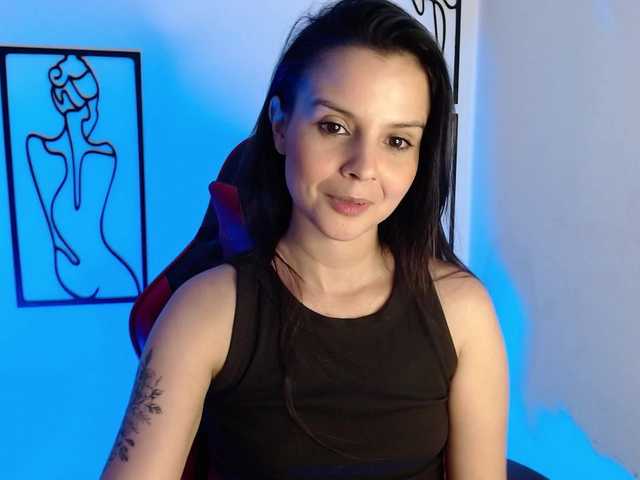 MiaRobinn