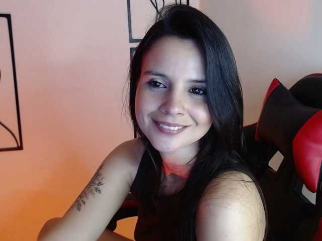 MiaRobinn