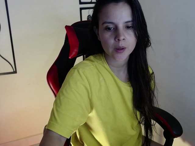 MiaRobinn live cam on BongaCams