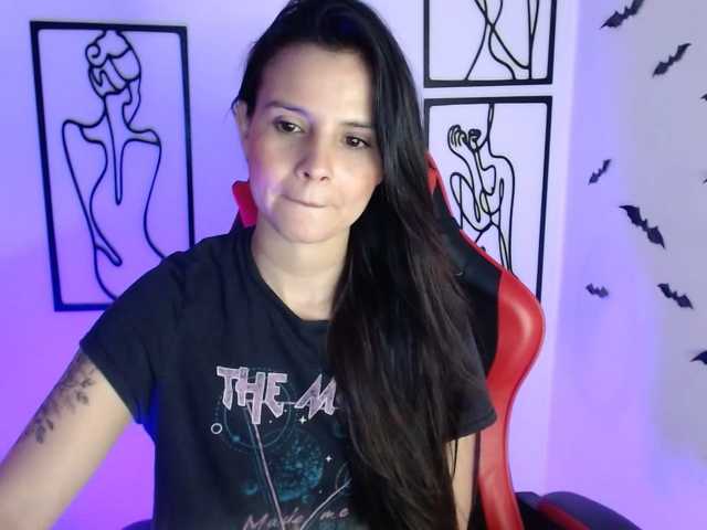 MiaRobinn