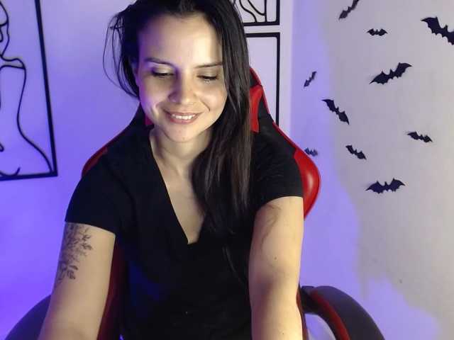 MiaRobinn