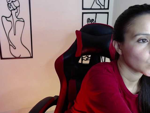 MiaRobinn live cam on BongaCams