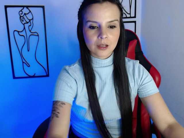MiaRobinn