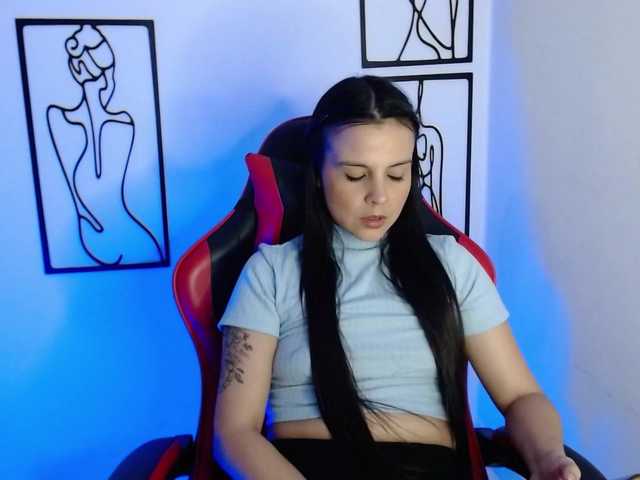 MiaRobinn