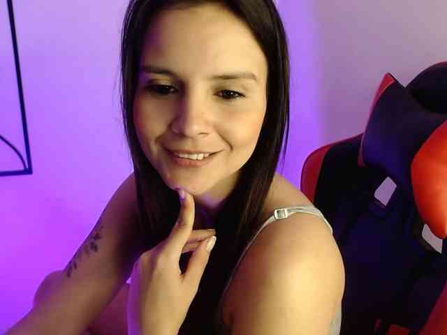MiaRobinn