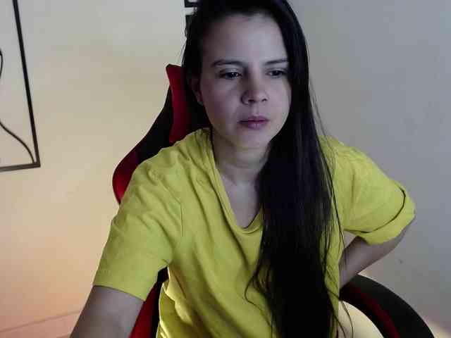 MiaRobinn