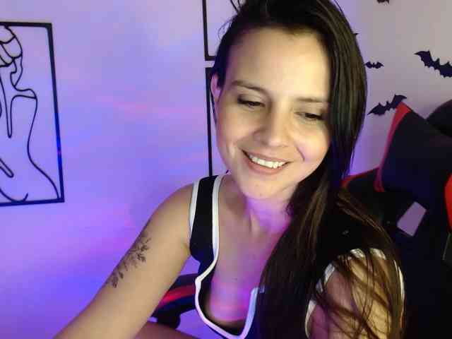 MiaRobinn