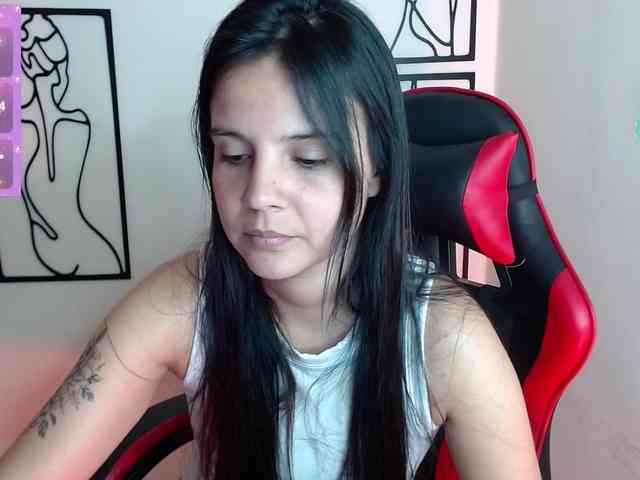 MiaRobinn