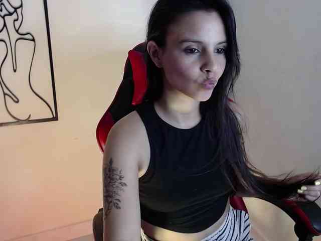 MiaRobinn