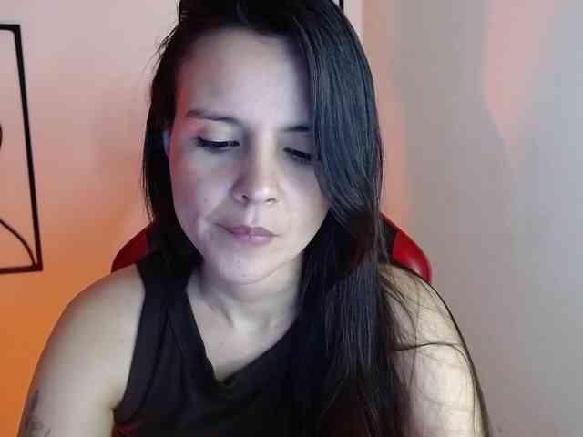 MiaRobinn