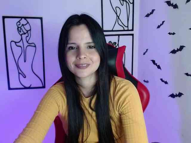 MiaRobinn