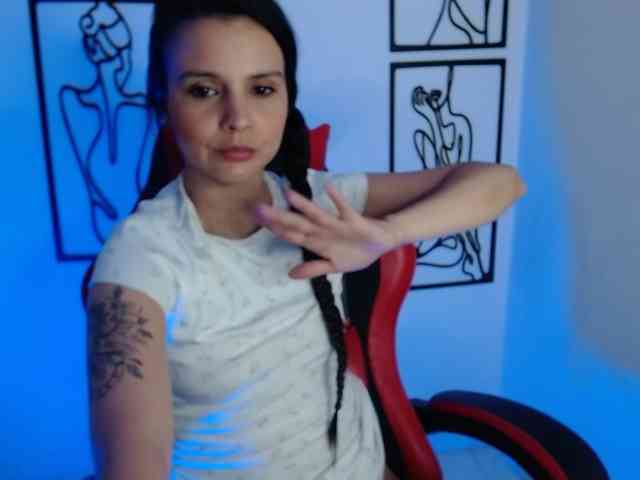 MiaRobinn