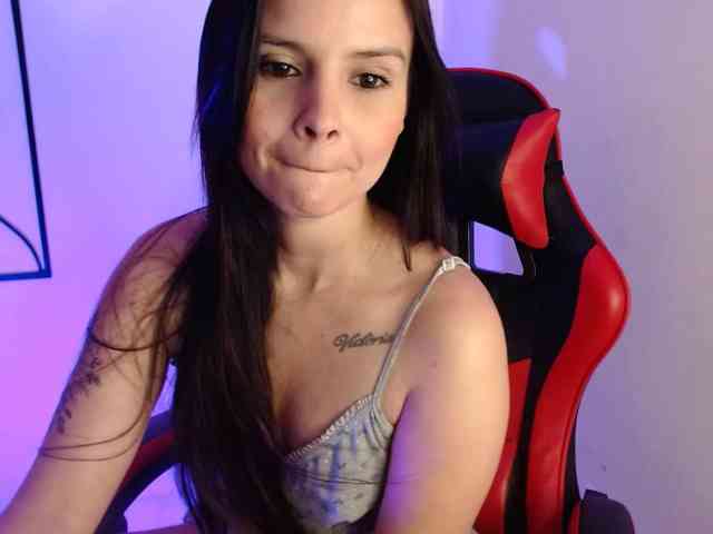 MiaRobinn