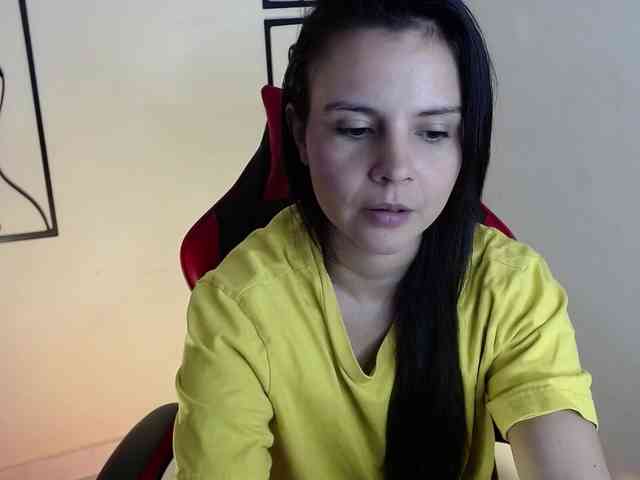 MiaRobinn MiaRobinn