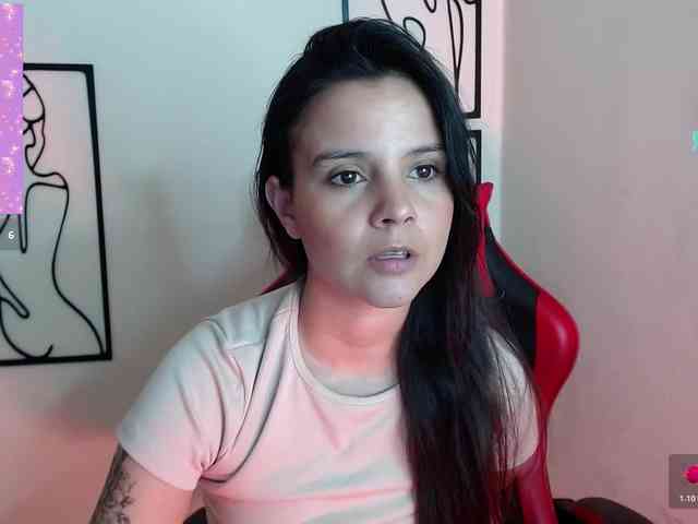 MiaRobinn