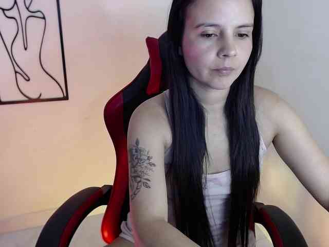 MiaRobinn